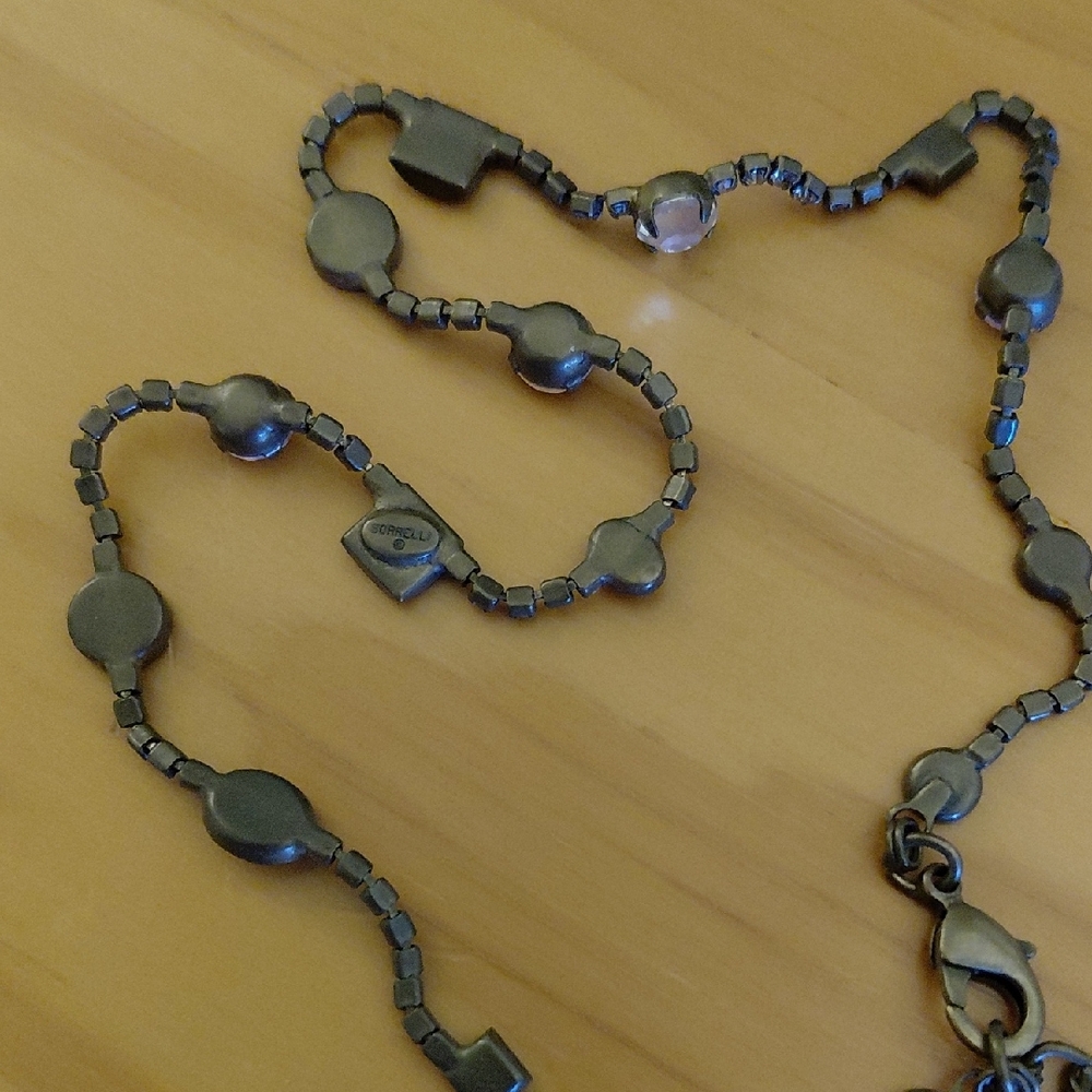 Sorrelli Rhinestone Necklace In EUC - Picture 7 of 14